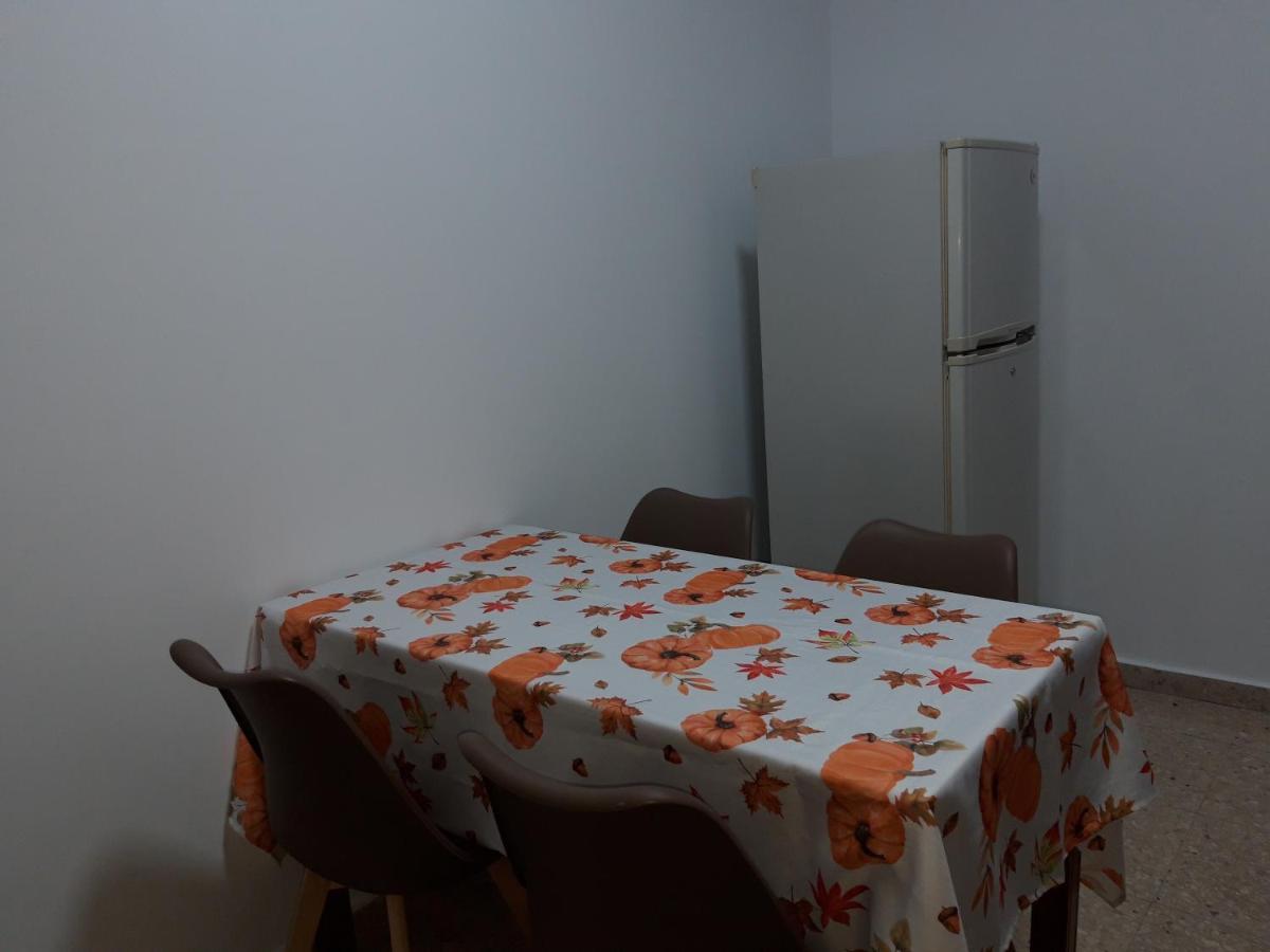 Costas Two-Bedroom Ground Floor Apartment Pafos Exterior foto